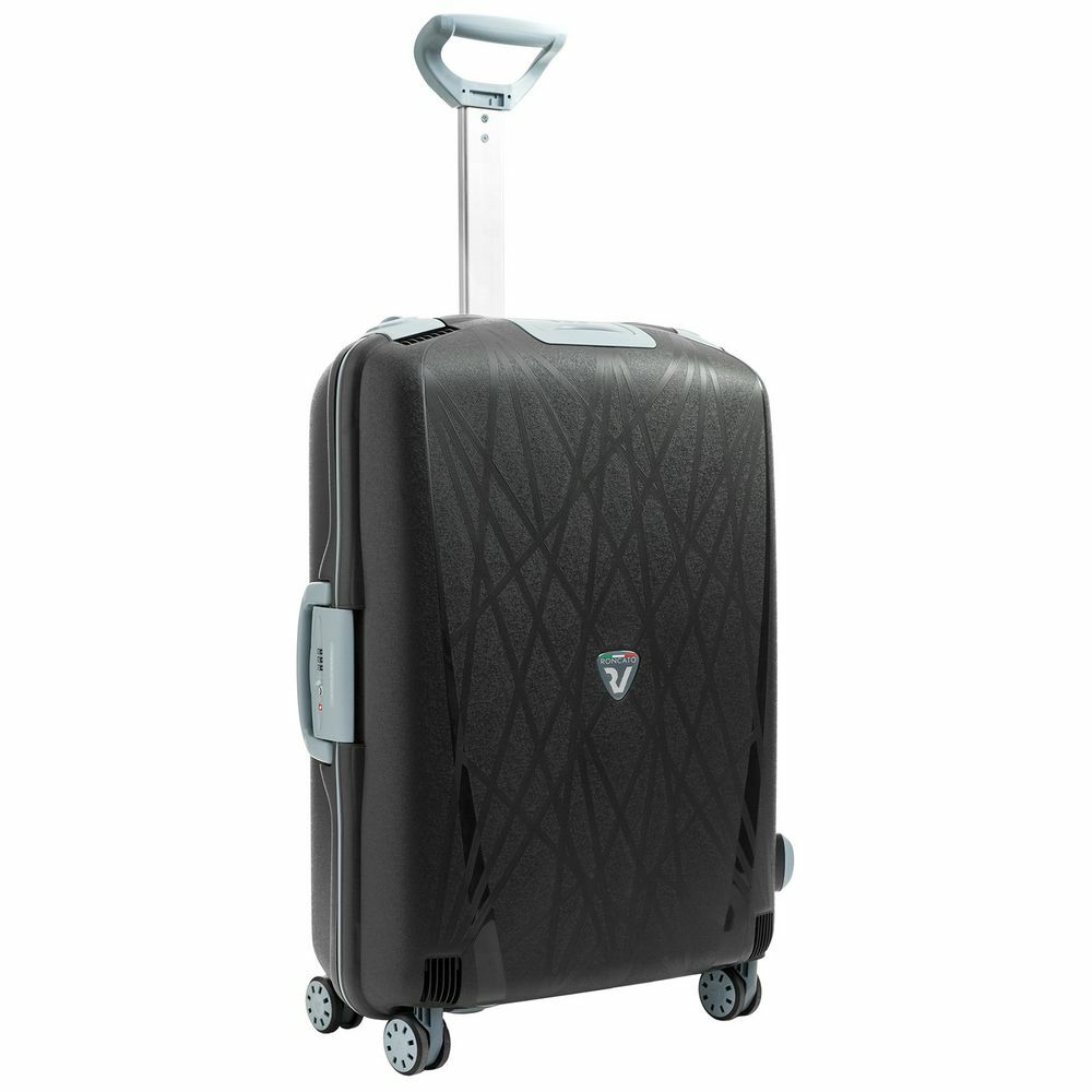 17426.30&nbsp;31900&nbsp;Чемодан Light Ltd Edition M, черный&nbsp;238490
