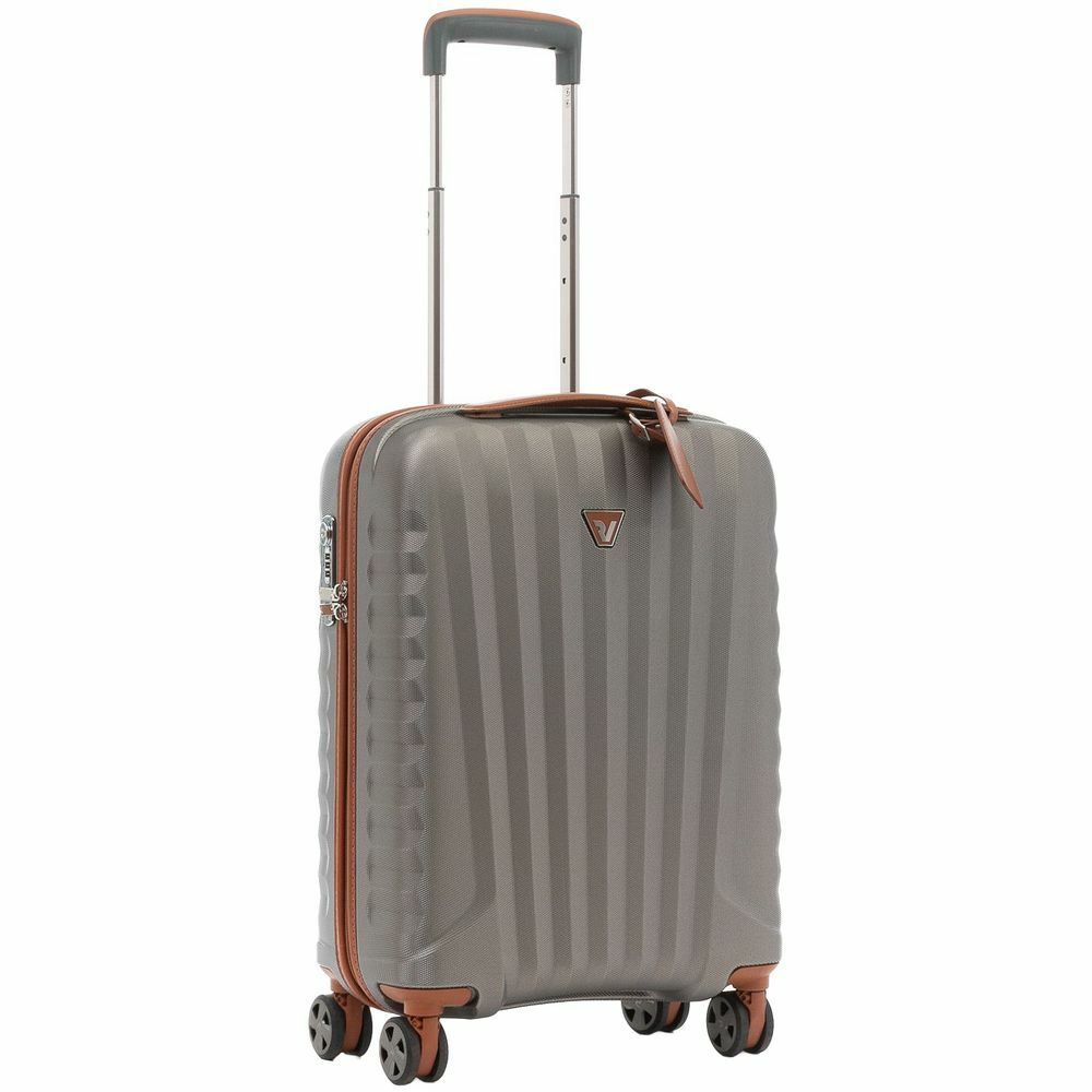 17248.00&nbsp;71900&nbsp;Чемодан E-Lite S, бежевый&nbsp;238411