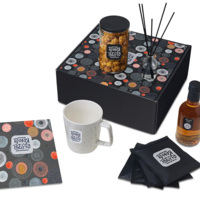 210134.06&nbsp;2373.92&nbsp;Подарочный набор «Re:y. Treat» с кружкой, сиропом и попкорном&nbsp;279000